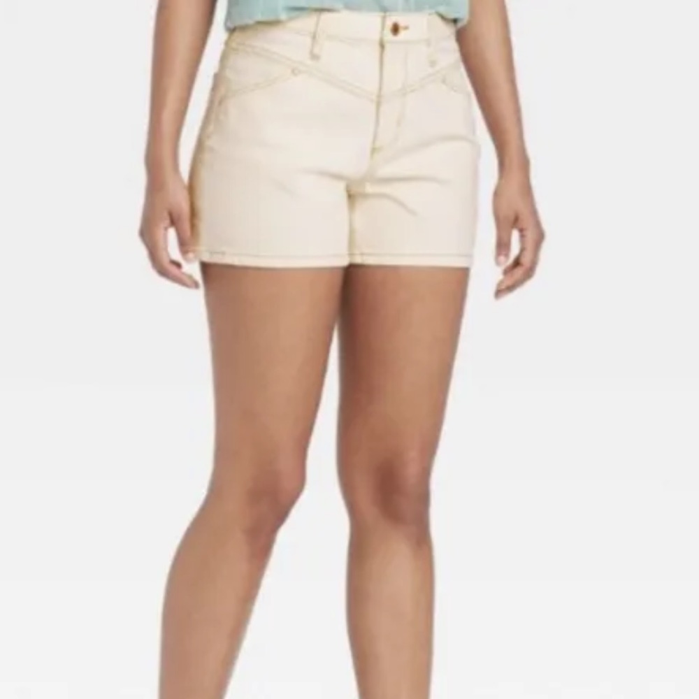 Universal Thread Target Vintage Midi Ecru Shorts Size 2